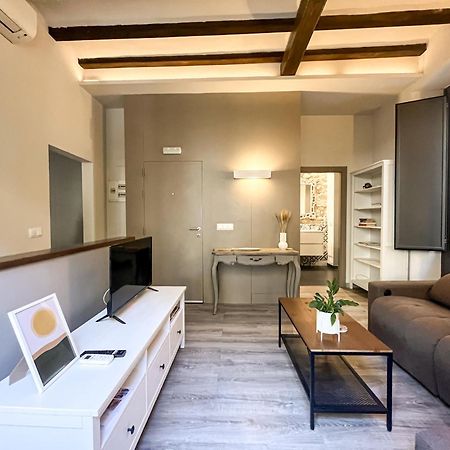 Old Town Duplex With Character Apartment Girona Exterior photo